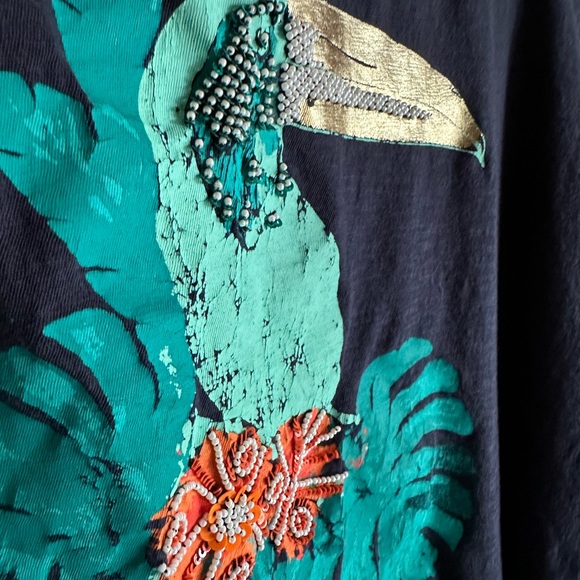 Navy Blue T-shirt with a Tucan S - Picture 8 of 9